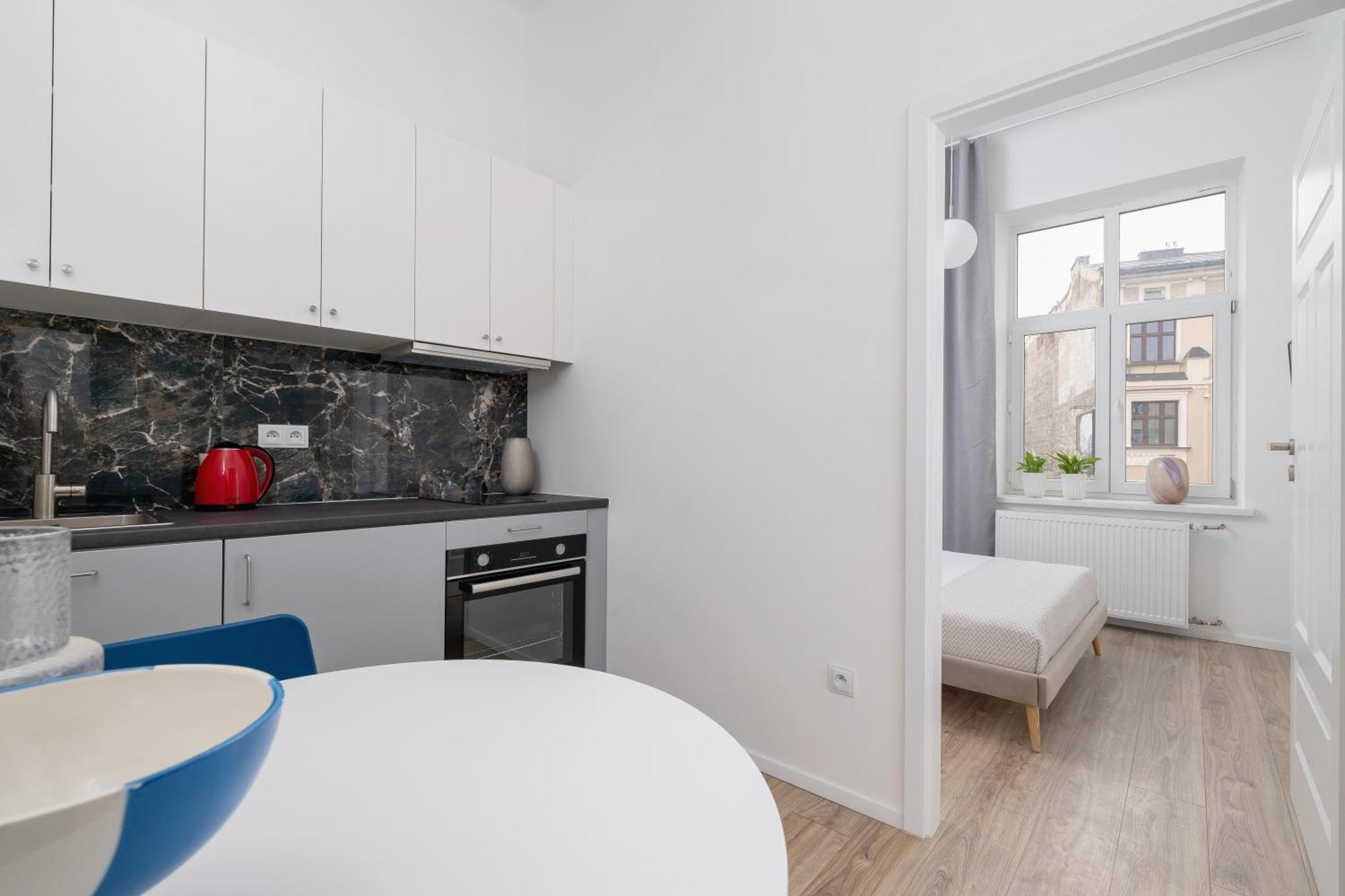 2 Bedroom Apartment - Dluga 65 Краків Екстер'єр фото